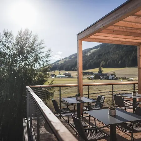 Aparthotel Hirben Naturlaub 4*