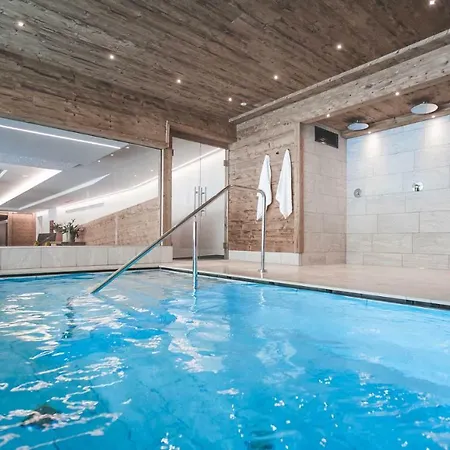 Hirben Naturlaub Aparthotel 4*